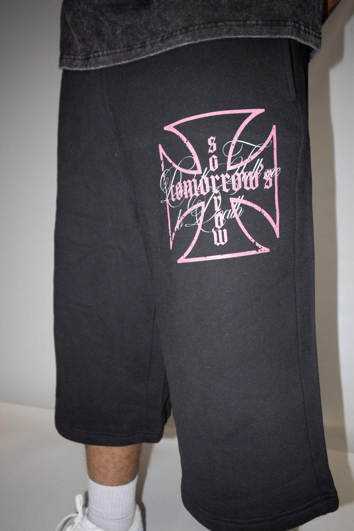 Don't Talk Me To Death Pink 3/4 Shorts
